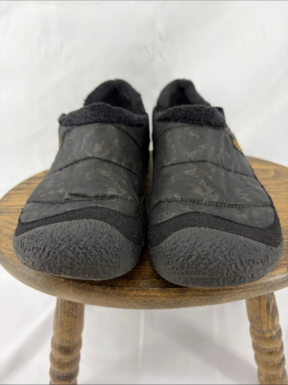 Keen Howser II Quilted Slip-on Indoor / Outdoor Shoes / Slippers, Youth Boys 5